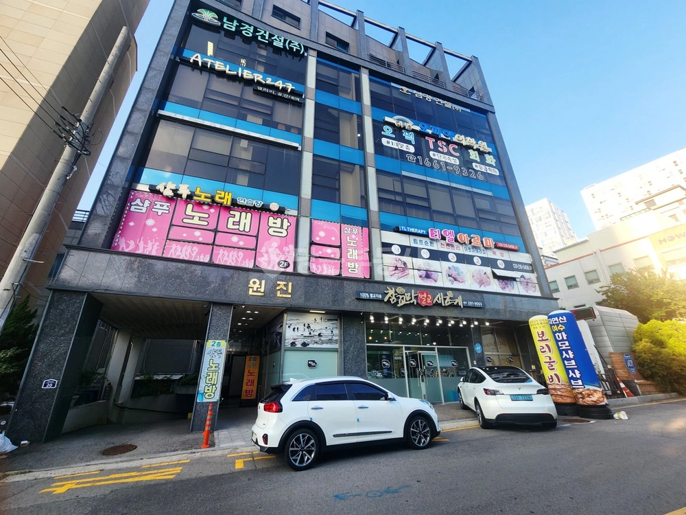 경기도 수원시 영통구 매탄동 상가 사진 1