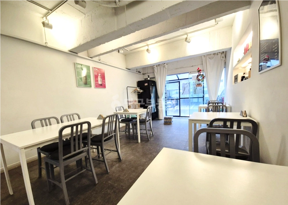 서울특별시 강남구 역삼동 상가 사진 1