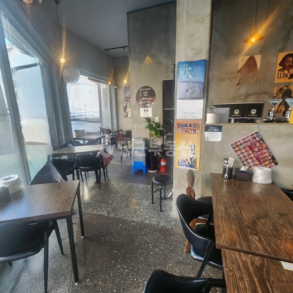 부산광역시 연제구 연산동 상가 사진 1