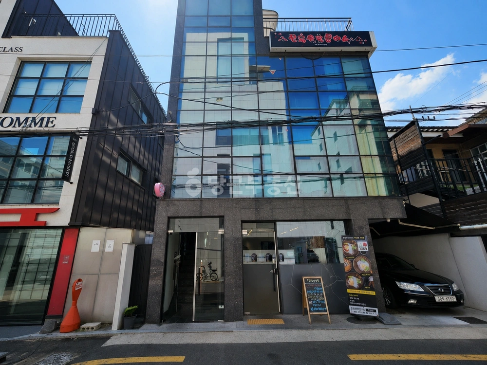 서울특별시 마포구 합정동 상가 사진 1