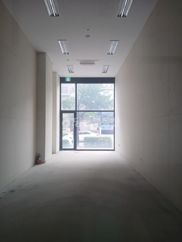 인천광역시 서해구 청라동 상가 사진 1