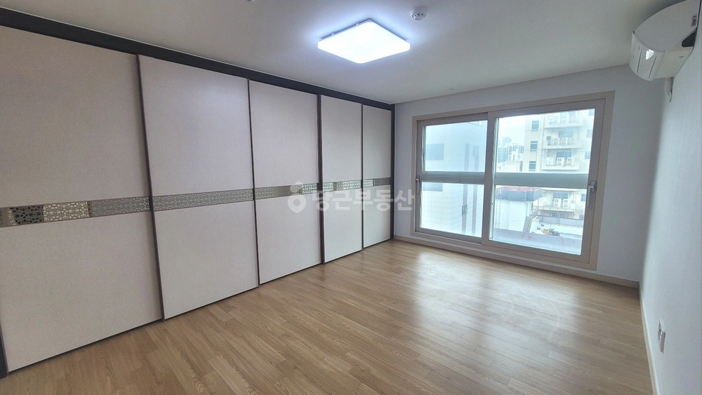 부산광역시 연제구 연산동 아파트 사진 1