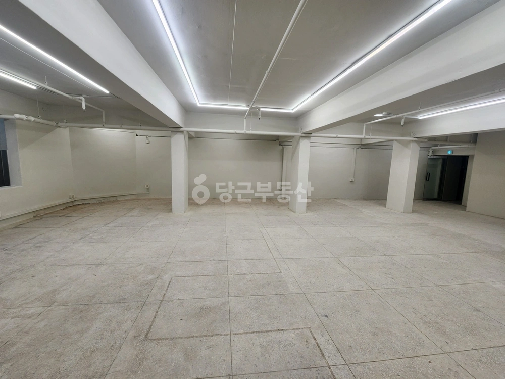 서울특별시 송파구 방이동 상가 사진 1