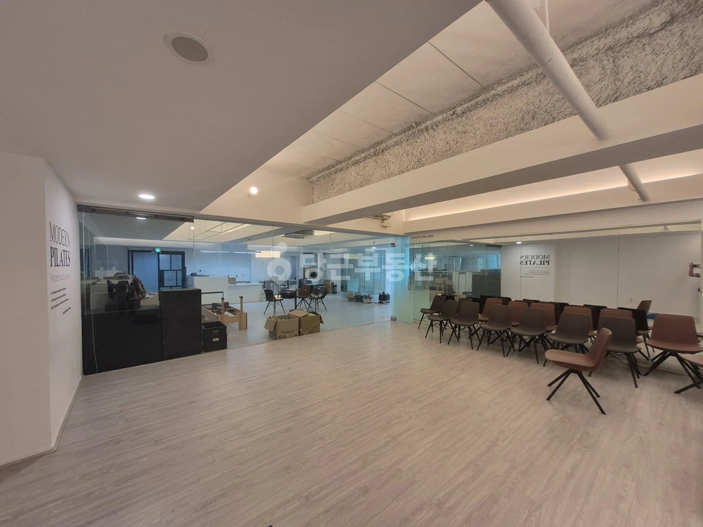 전남광주통합특별시 서구 치평동 상가 사진 1