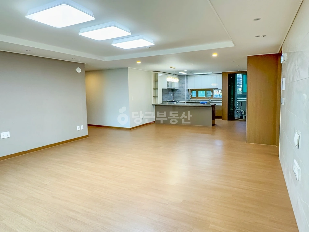 경상남도 창원시 마산합포구 월영동 아파트 사진 1