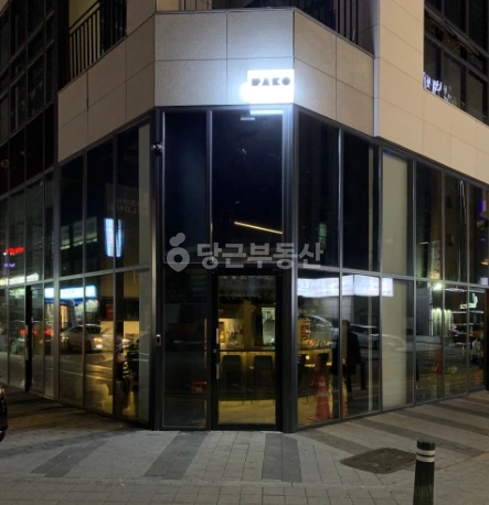 경기도 수원시 팔달구 인계동 상가 사진 1