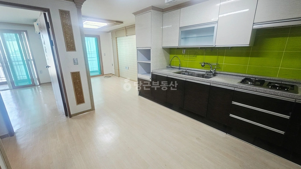 부산광역시 중구 동광동5가 아파트 사진 1