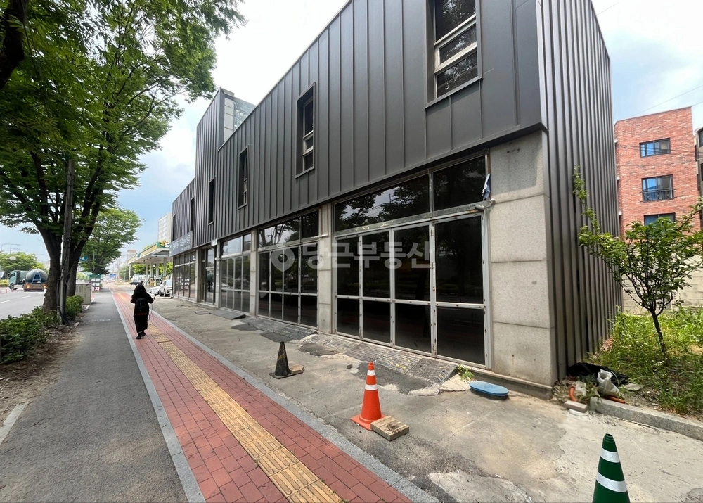 경기도 수원시 권선구 세류동 상가 사진 1