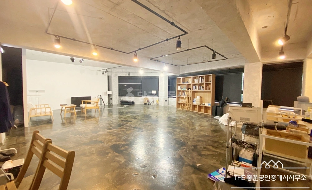 서울특별시 강남구 논현동 사무실 사진 1