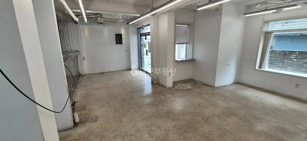 부산광역시 남구 대연동 상가 사진 1