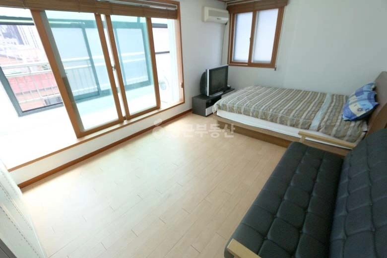 서울특별시 강남구 역삼동 원룸 사진 1