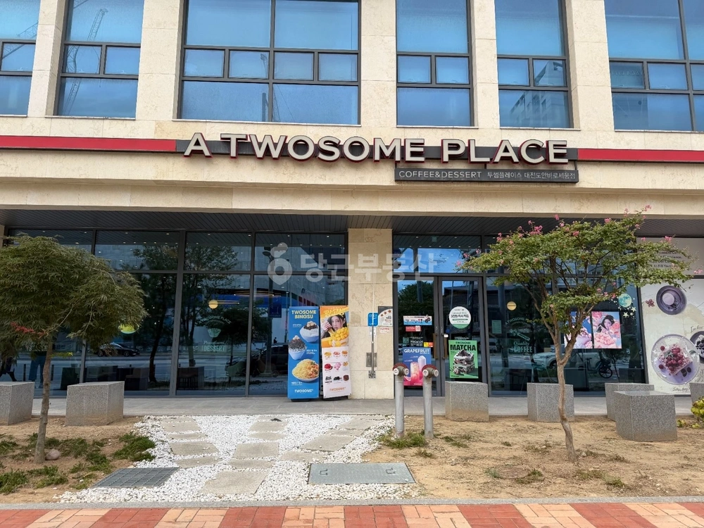 대전광역시 유성구 봉명동 상가 사진 1