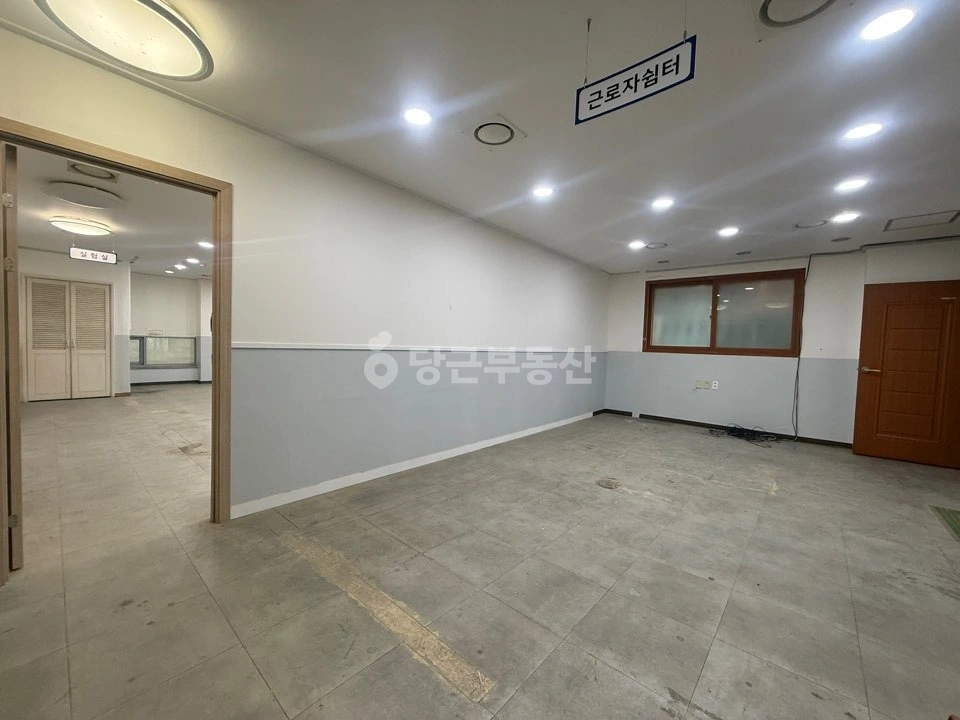 경기도 안산시 상록구 월피동 상가 사진 1