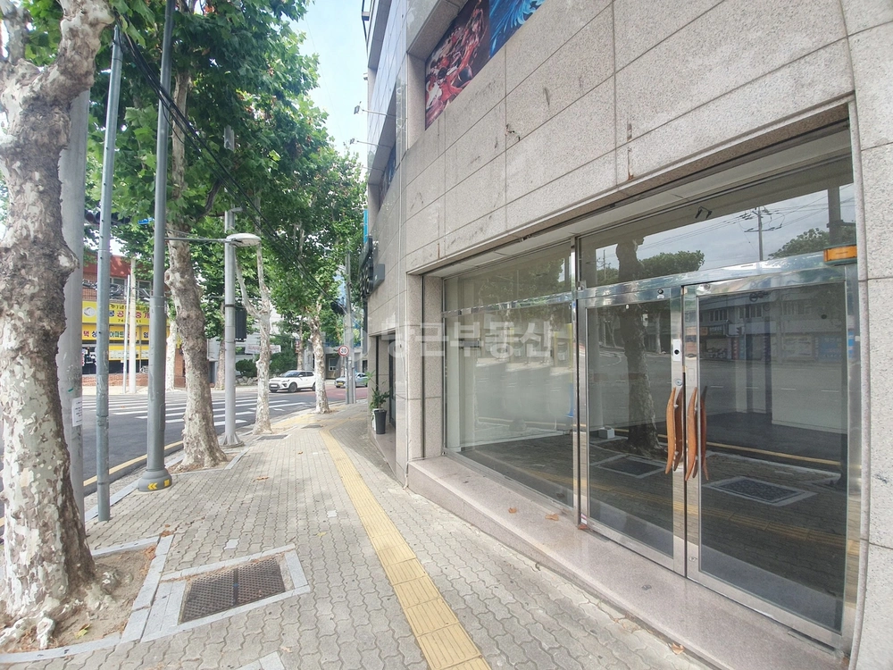 대구광역시 수성구 만촌동 상가 사진 1