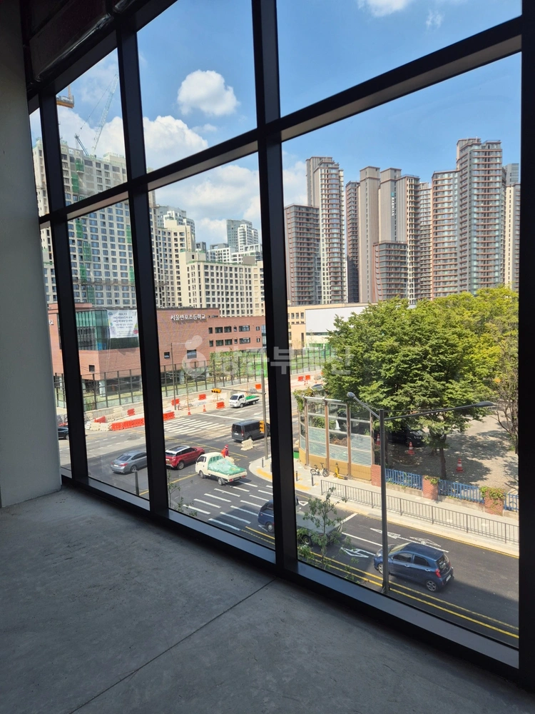 서울특별시 서초구 반포동 상가 사진 1