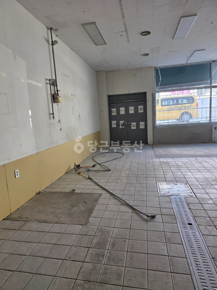 대전광역시 서구 도안동 상가 사진 1