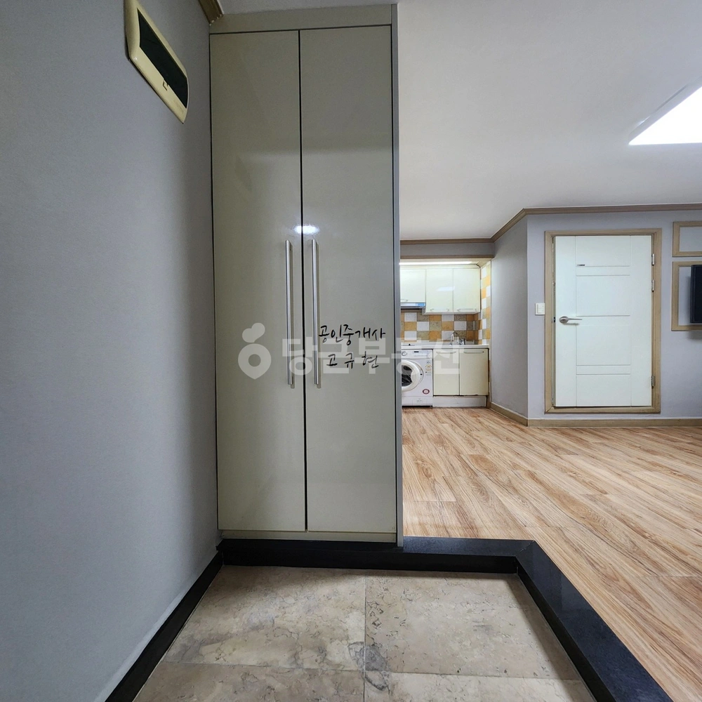 서울특별시 강남구 역삼동 원룸 사진 1