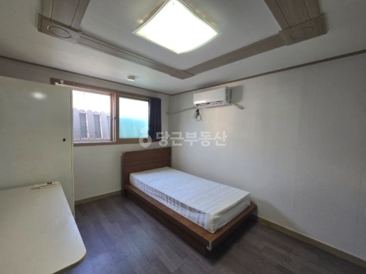 대전광역시 서구 둔산동 원룸 사진 1