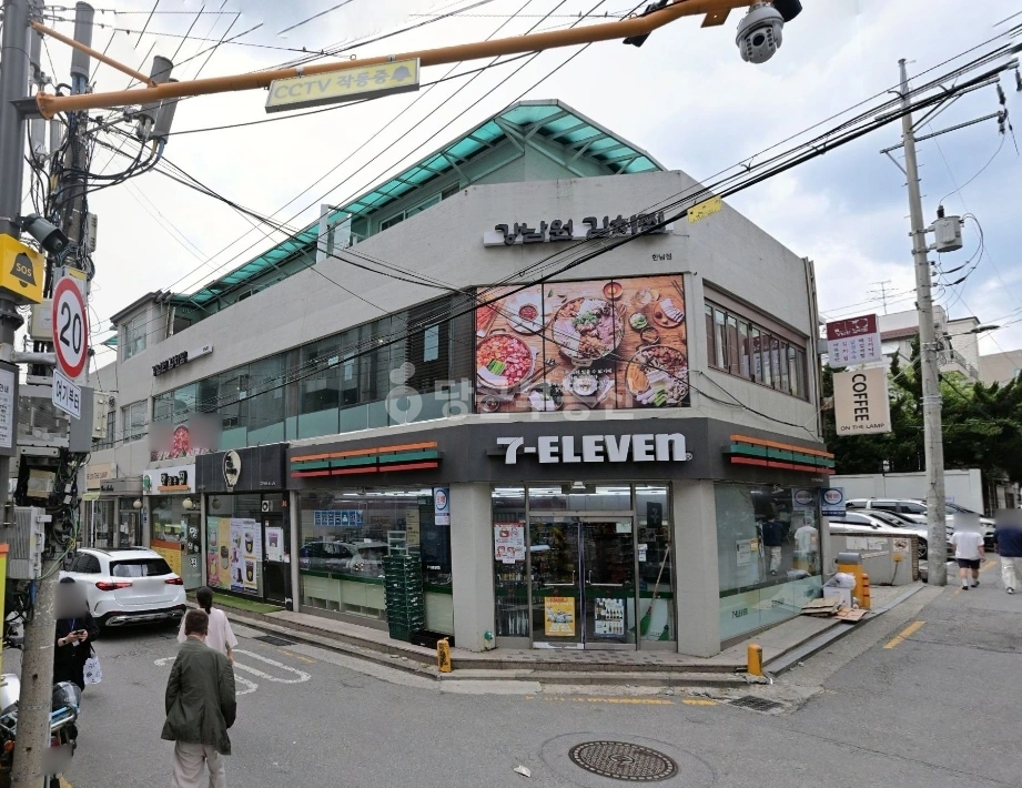 서울특별시 용산구 한남동 상가 사진 1