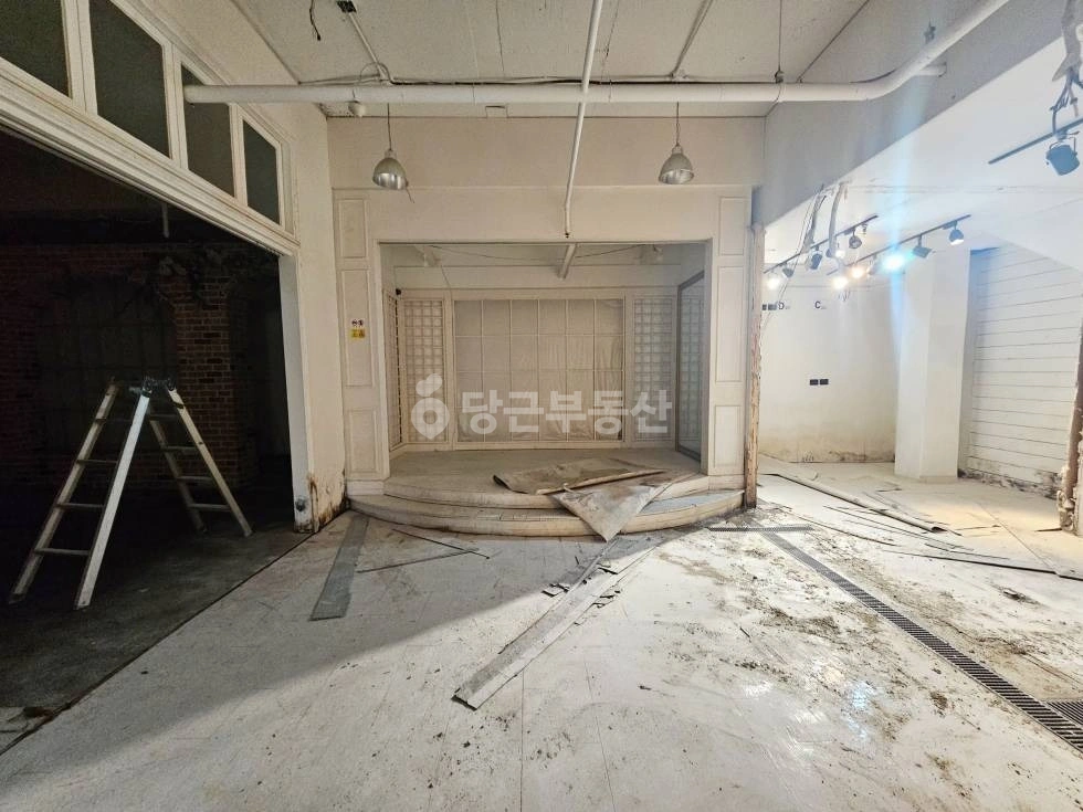 서울특별시 강남구 논현동 상가 사진 1