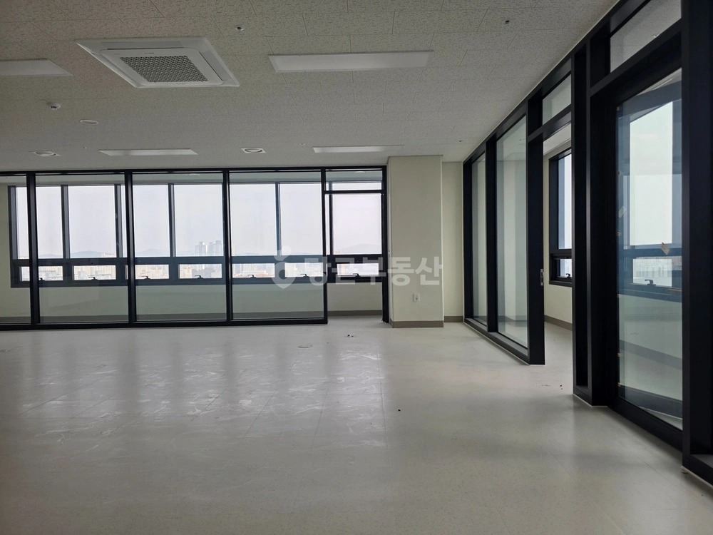 전남광주통합특별시 북구 연제동 사무실 사진 1