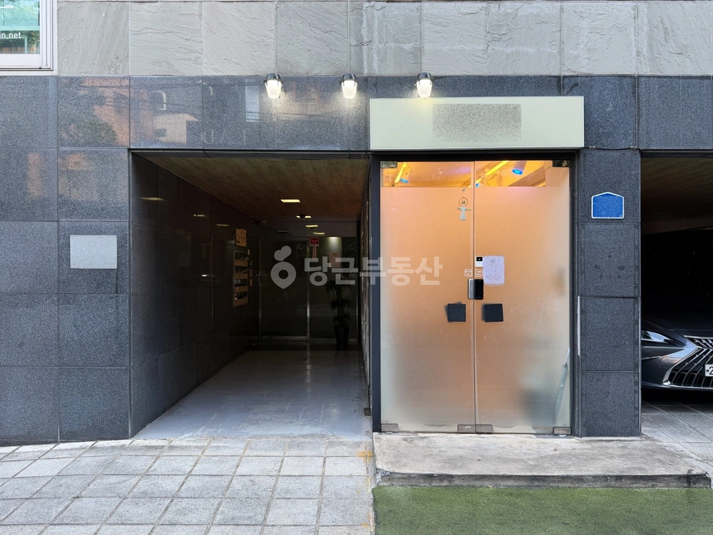 서울특별시 마포구 서교동 상가 사진 1