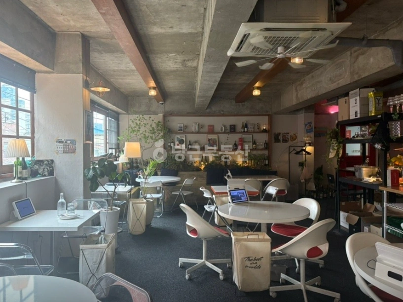 부산광역시 부산진구 전포동 상가 사진 1