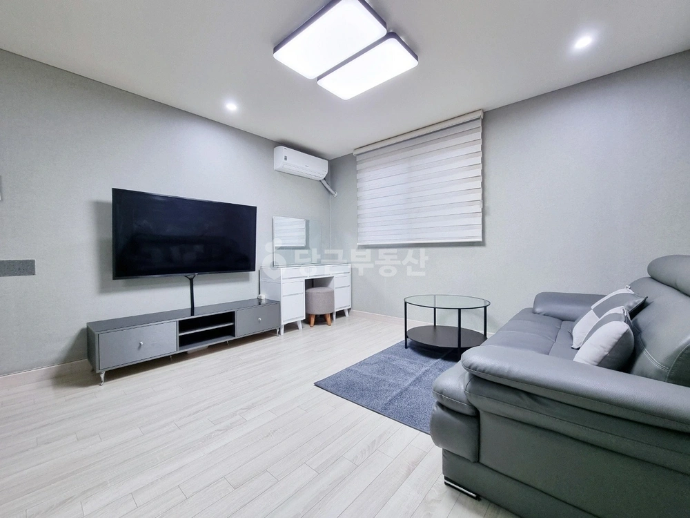 서울특별시 강남구 논현동 원룸 사진 1