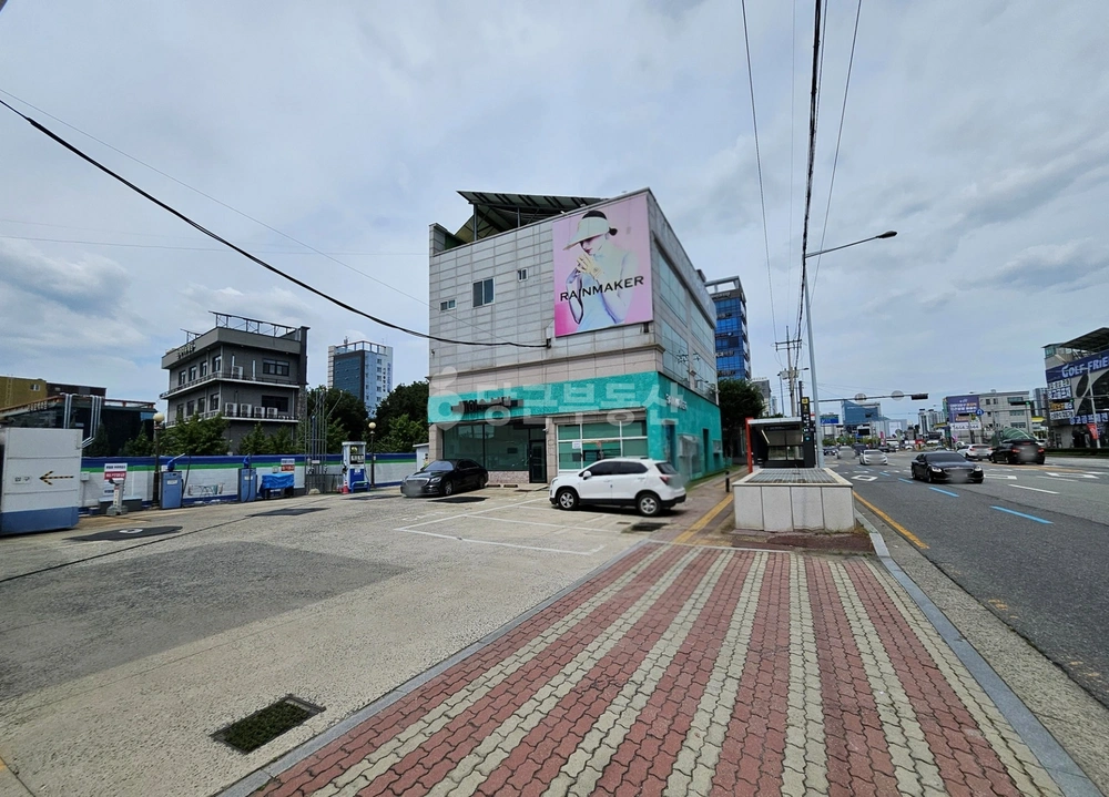 전남광주통합특별시 서구 마륵동 상가 사진 1