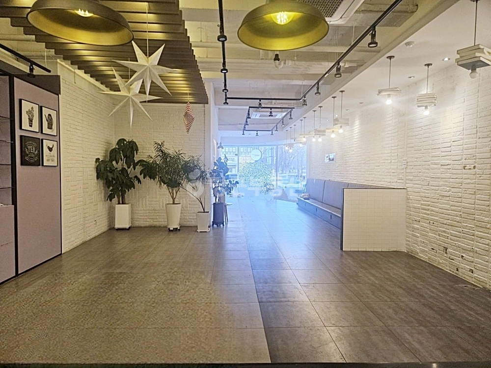 경기도 고양시 일산동구 마두동 상가 사진 1