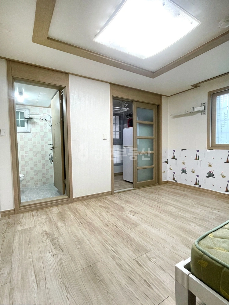 부산광역시 중구 영주동 원룸 사진 1