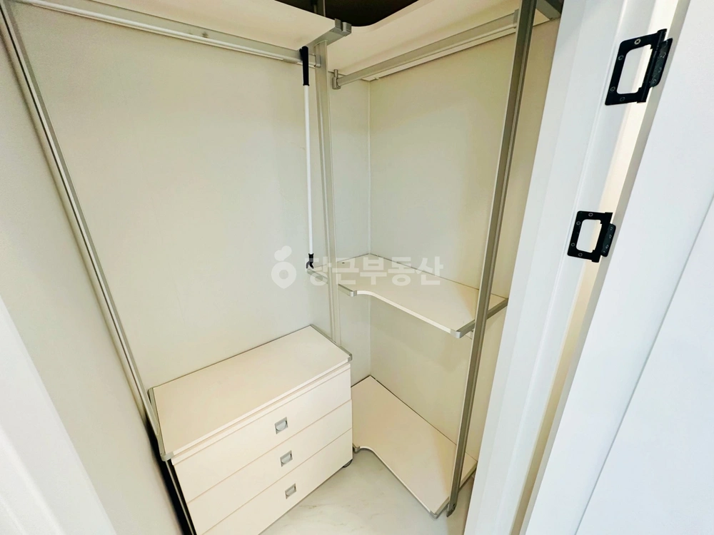 부산광역시 수영구 광안동 원룸 사진 1