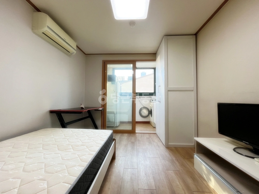 부산광역시 부산진구 전포동 원룸 사진 1