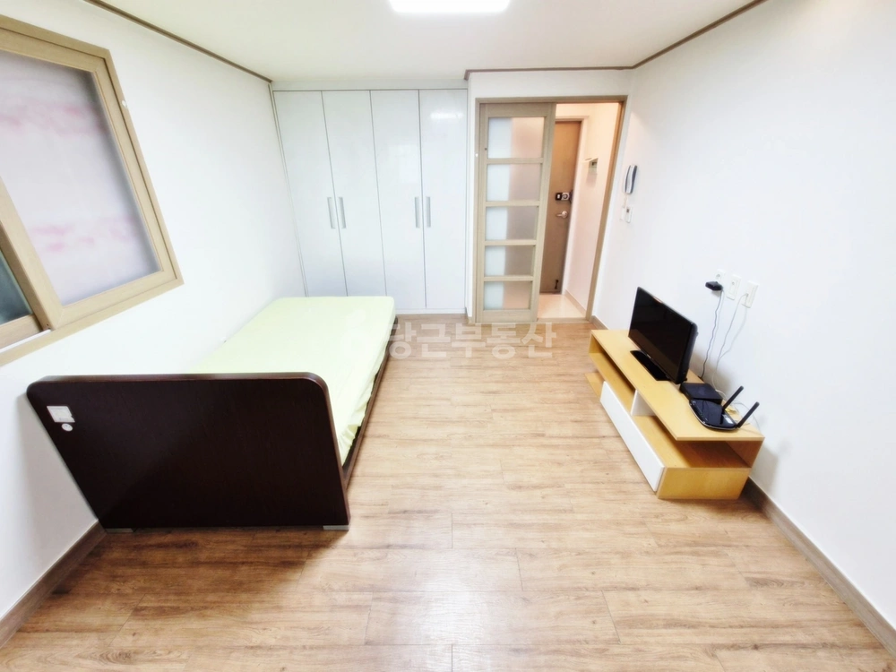 부산광역시 동래구 온천동 원룸 사진 1