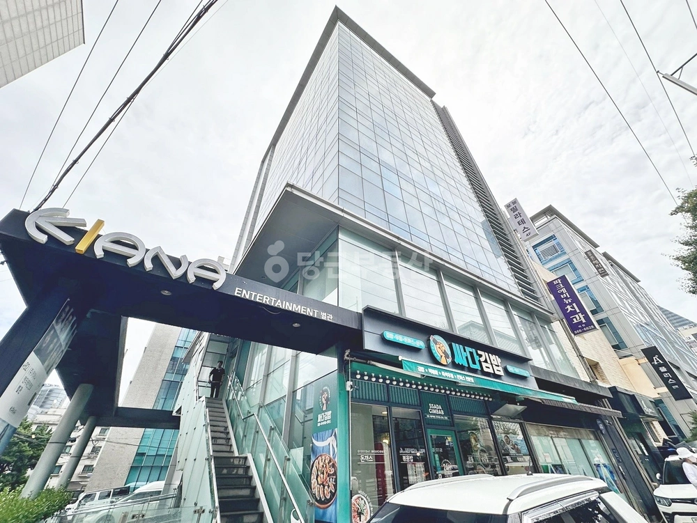 서울특별시 강남구 역삼동 상가 사진 1