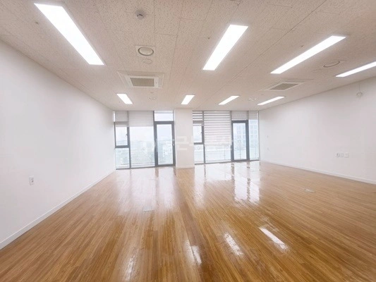 경기도 수원시 팔달구 인계동 사무실 사진 1
