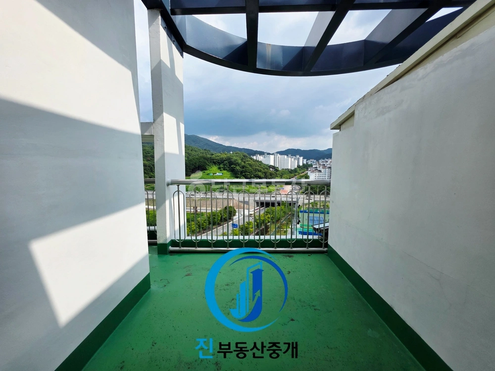 전남광주통합특별시 남구 진월동 아파트 사진 1