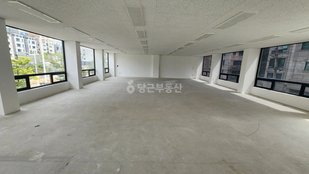 경기도 수원시 권선구 곡반정동 상가 사진 1