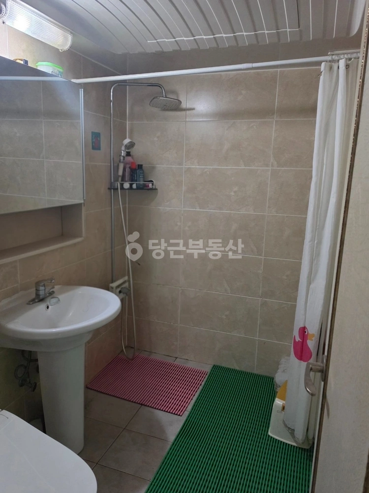 부산광역시 사하구 장림동 아파트 사진 1