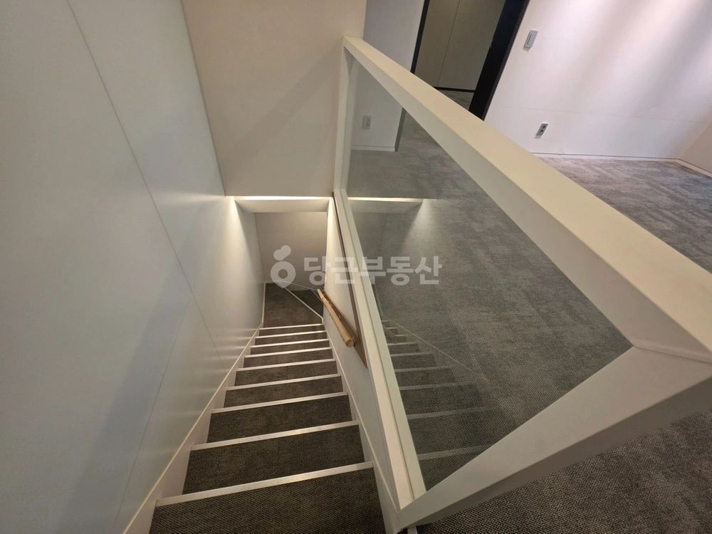 서울특별시 서초구 잠원동 건물 사진 1