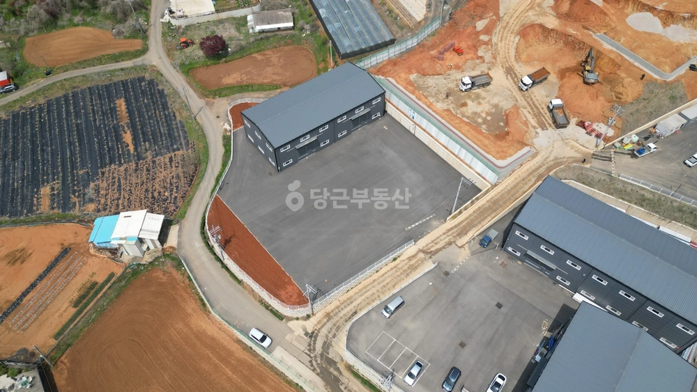 경기도 화성시 만세구 송산면 공장/창고 사진 1