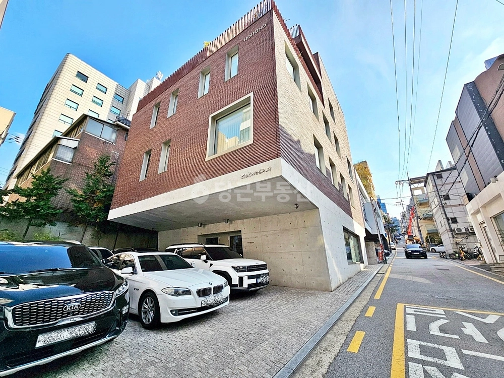 서울특별시 강남구 논현동 사무실 사진 1