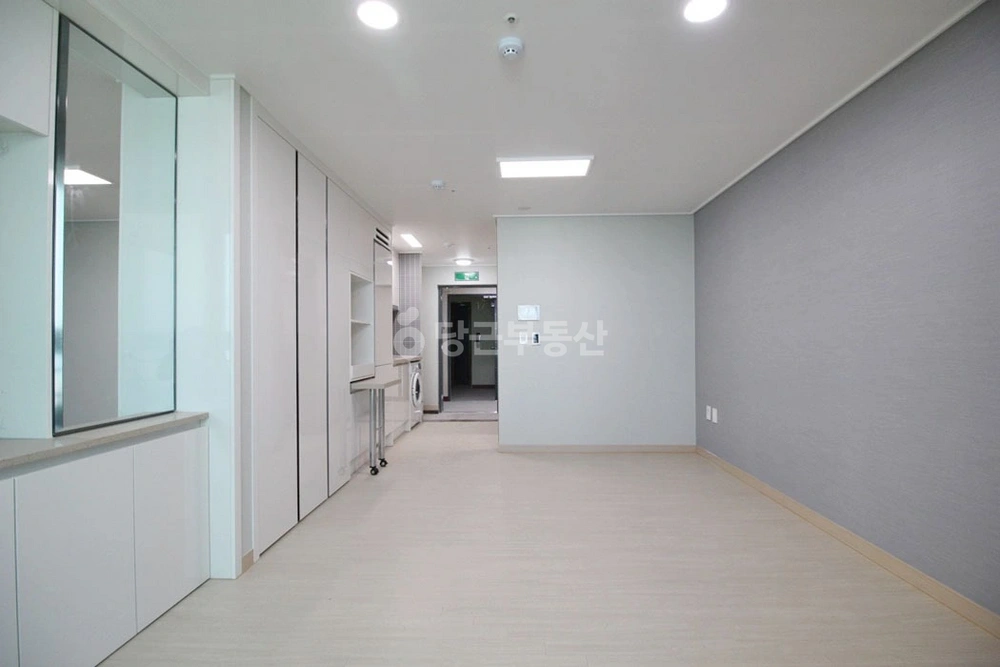 부산광역시 중구 중앙동5가 오피스텔 사진 1
