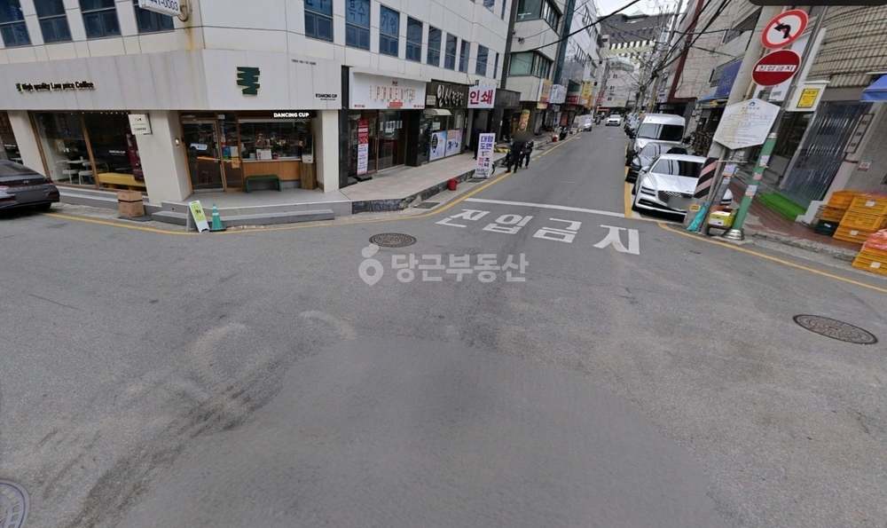 부산광역시 중구 중앙동4가 상가 사진 1