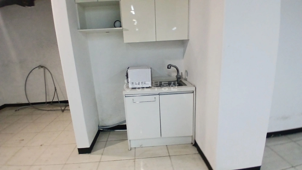 서울특별시 강남구 역삼동 상가 사진 1
