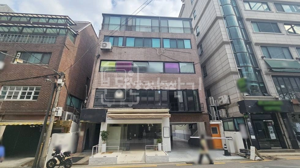 서울특별시 강남구 신사동 상가 사진 1