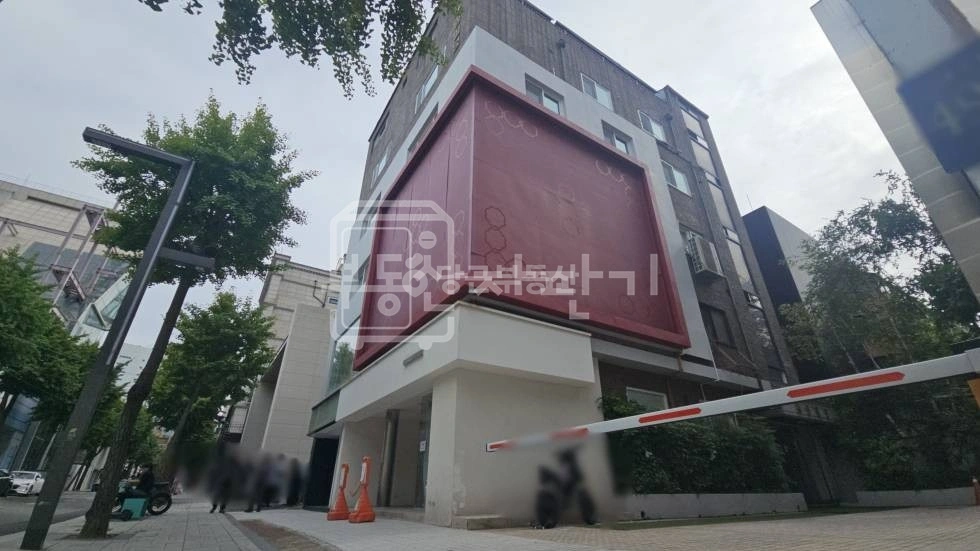 서울특별시 강남구 신사동 상가 사진 1