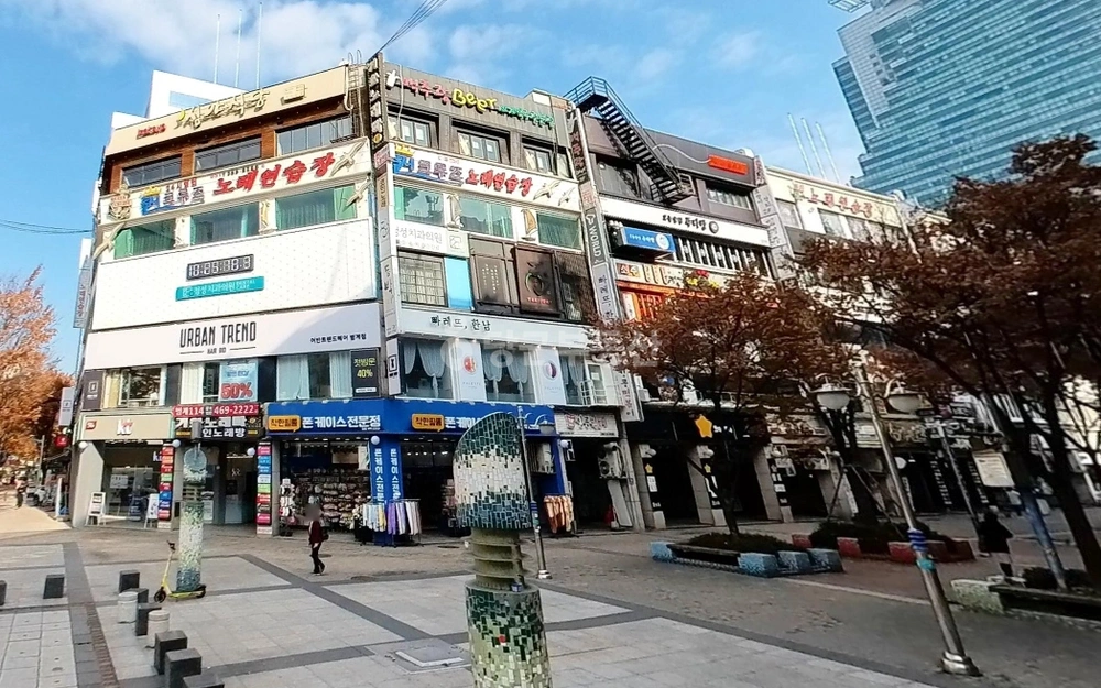 경기도 안양시 동안구 호계동 상가 사진 1