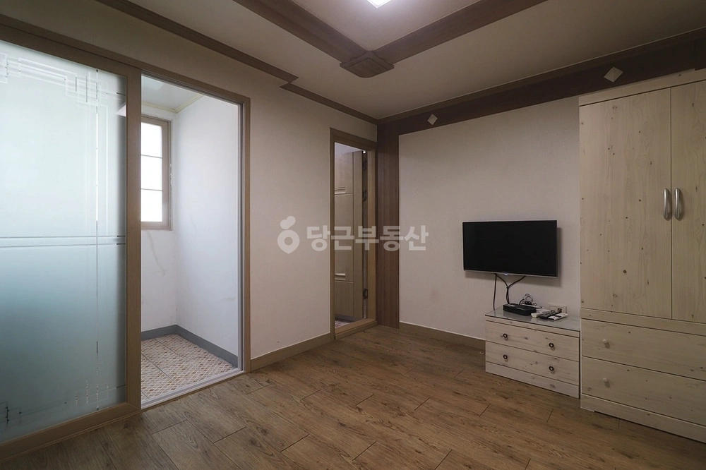 대전광역시 서구 탄방동 원룸 사진 1
