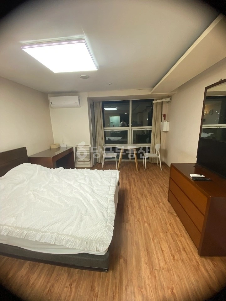 서울특별시 강남구 논현동 오피스텔 사진 1